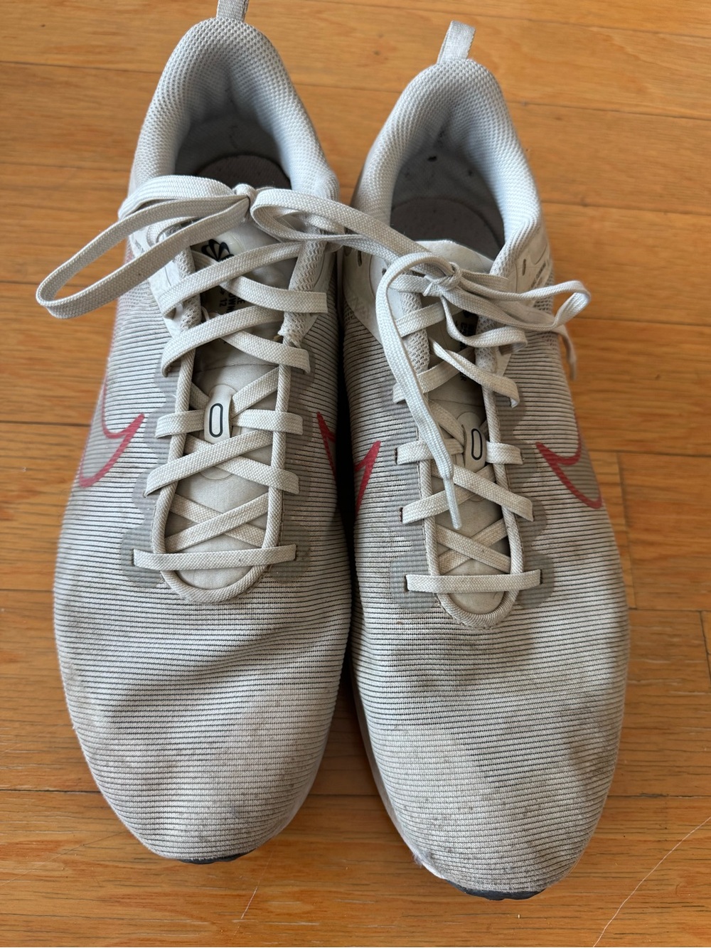 Nike Men’s Light Gray Sneakers with Red Swoosh Downshift 12